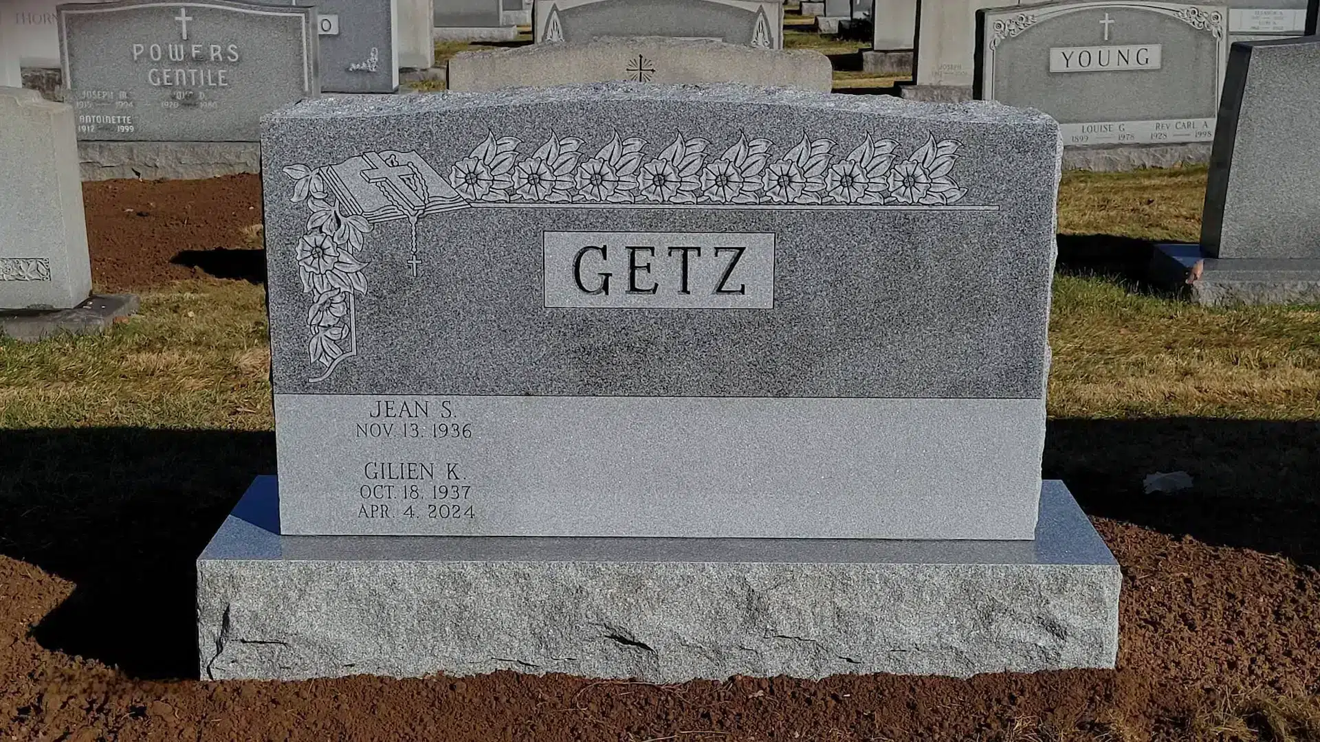 Granite Family Mausoleum hand-carved by NJ Mausoleum Guide in NJ — image 2